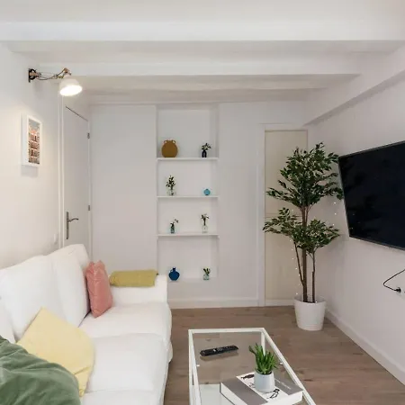 Ramblas Apartments Chic Stay 01