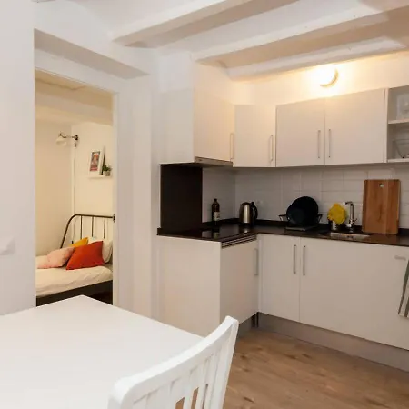 Ramblas Apartments Chic Stay 01