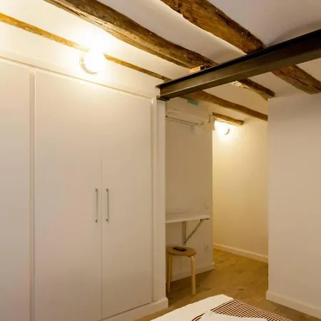 Ramblas Apartments Chic Stay 01 Apartman